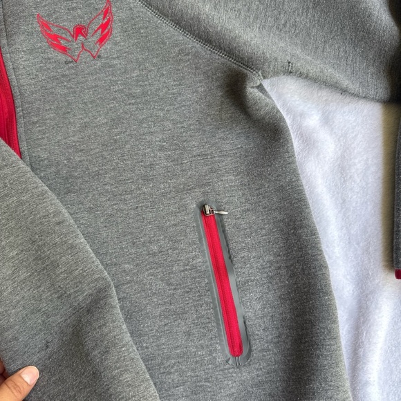 Touch by Alyssa Milano Red Jacket with Gray Lining size M - Picture 16 of 16